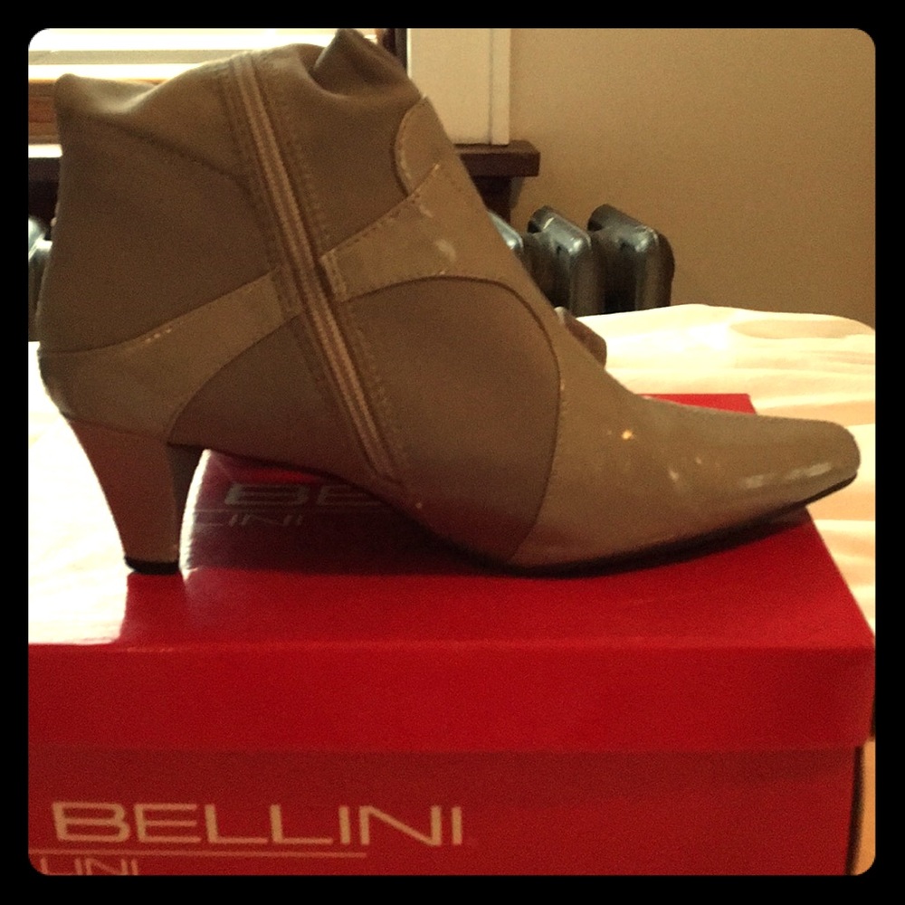 Heeled boots